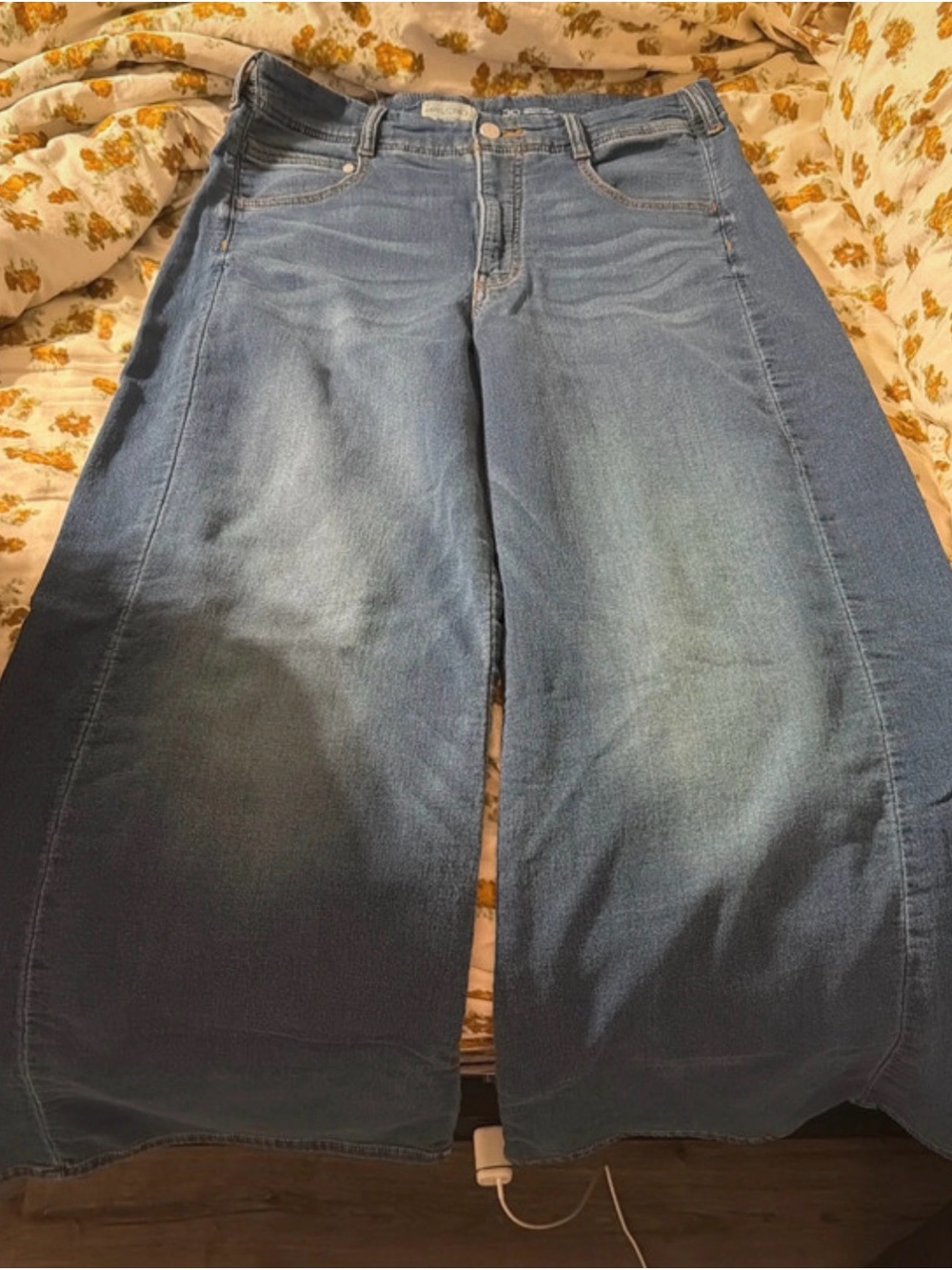 Pilcro Two-Tone Wide Leg Jeans in Medium & Dark Blue